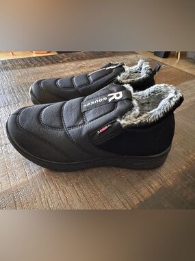 NWT Womens Winter Snow Boots: Waterproof Insulated Warm Fur Lined Ankle Slip On